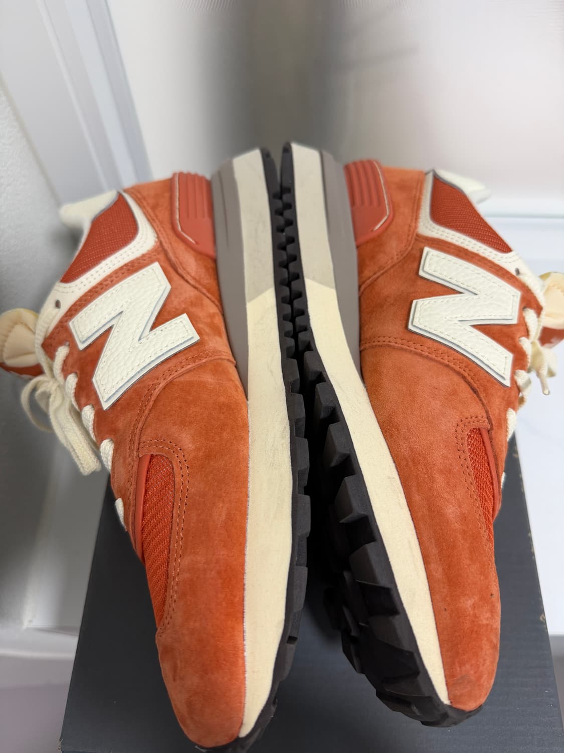 뉴발란스574 레거시 오렌지 275 상품이미지7