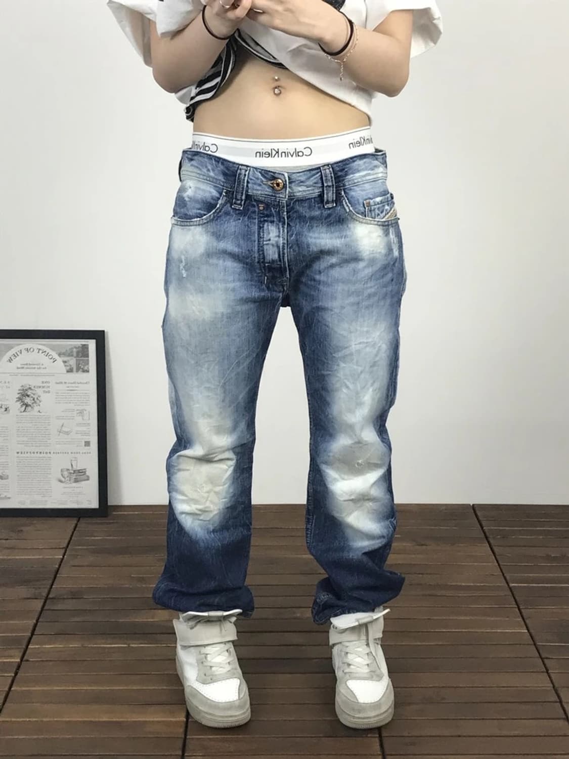 Diesel Italy Bleach Wash Denim Pants 상품이미지1