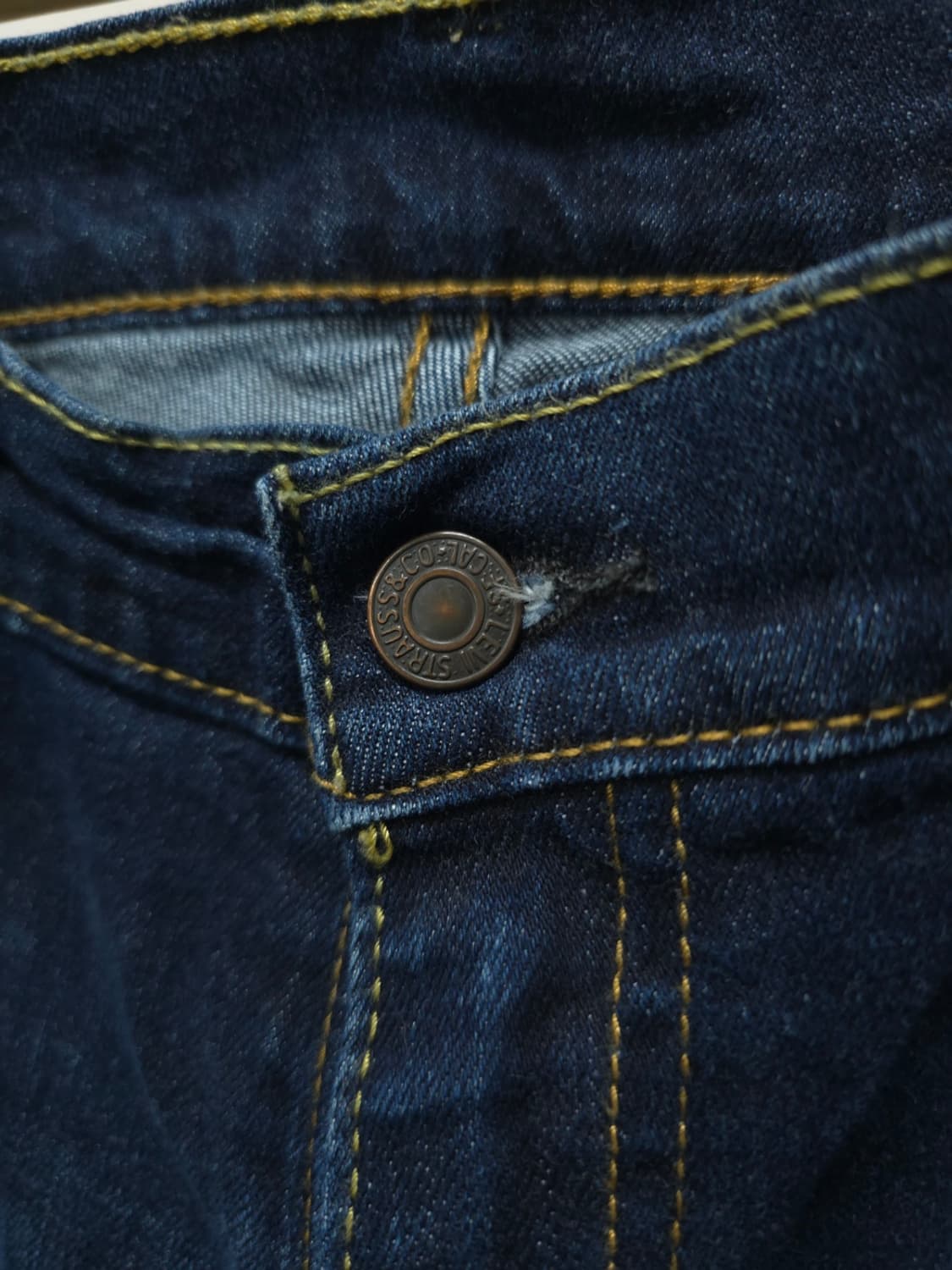 리바이스 504 남성 일자 데님 팬츠 (사이즈 32) 상품이미지4