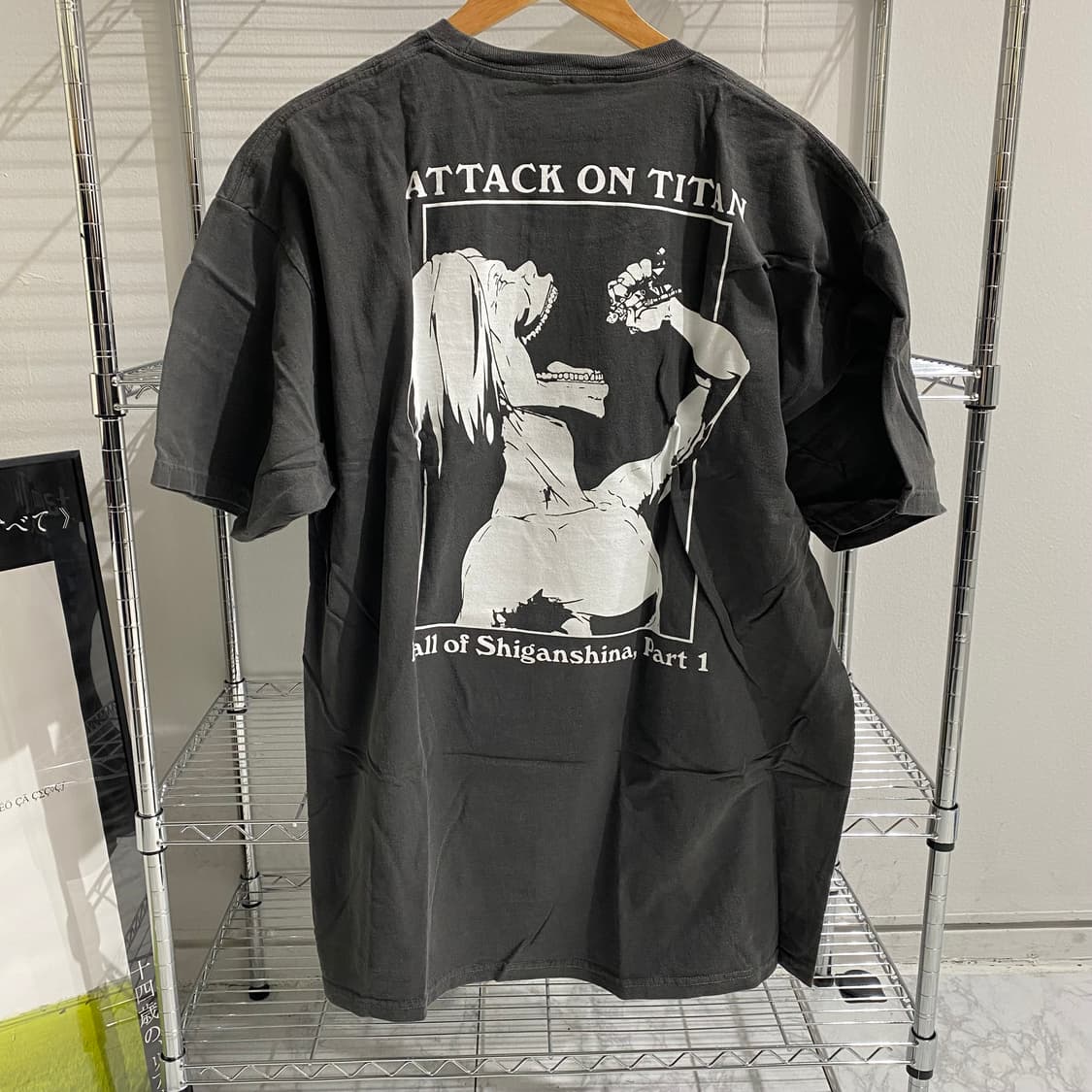 진격의거인 오피셜 애니메이션 티셔츠 상품이미지2