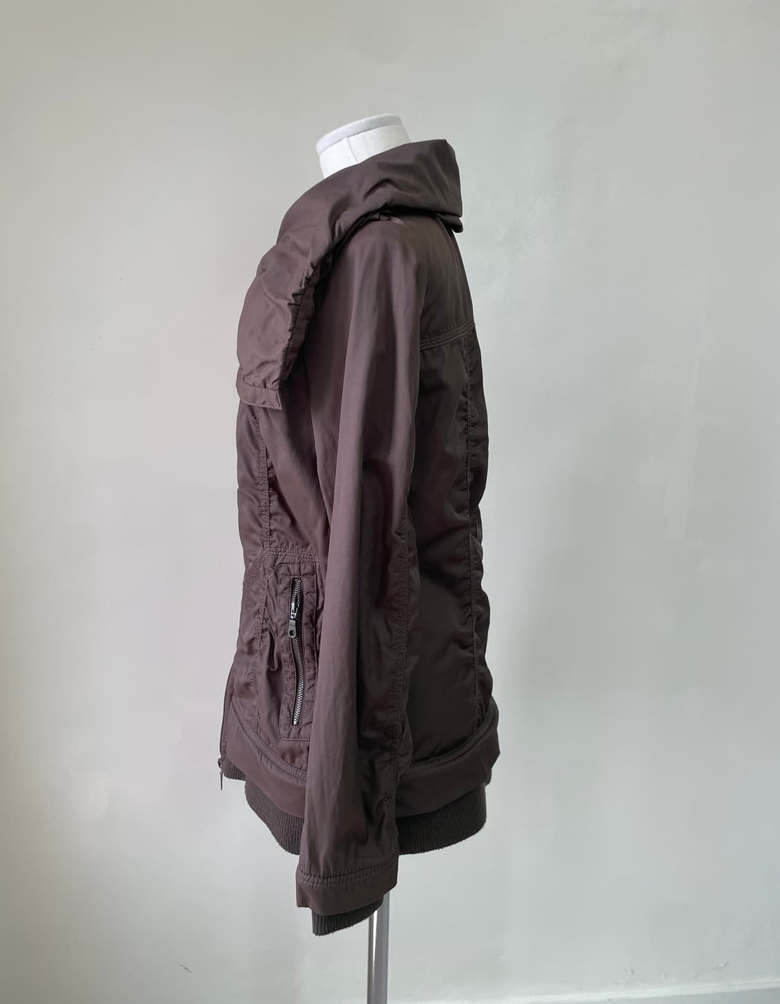 빈티지 armoire de luxe 셔링 나일론 집업자켓 J04344 상품이미지4