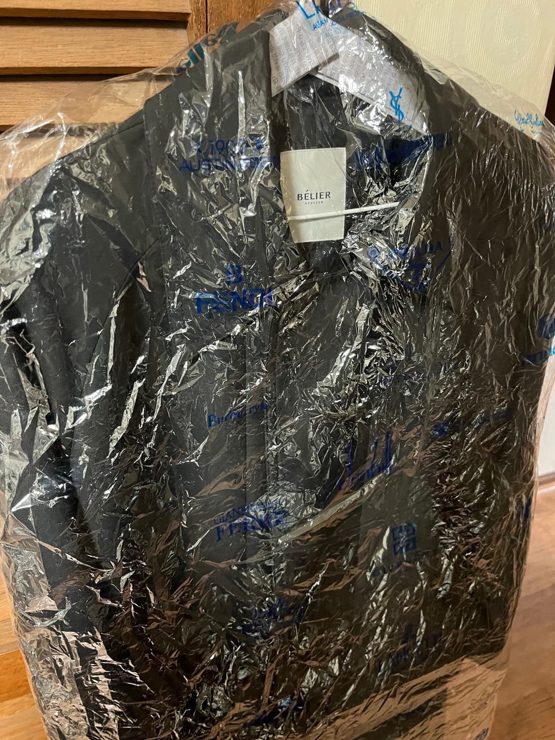 새상품급) 벨리에 맥코트 블랙 L 상품이미지3