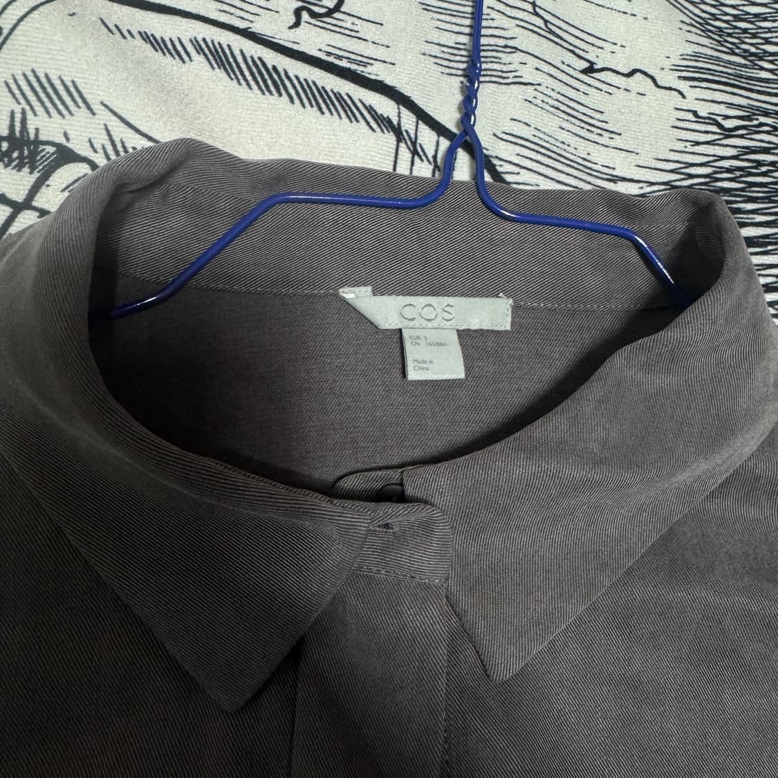 cos 코스 오버핏 흑청셔츠 S사이즈 상품이미지2