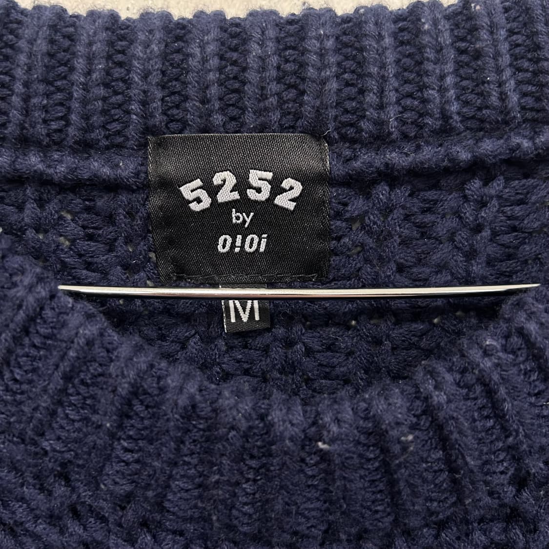 OIOI 플리스로고 빅짜임 코튼 오버핏 니트 상품이미지3