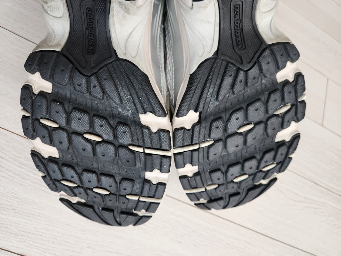 뉴발란스 운동화 530 스틸 그레이 (MR530KA) 사이즈275

 상품이미지8