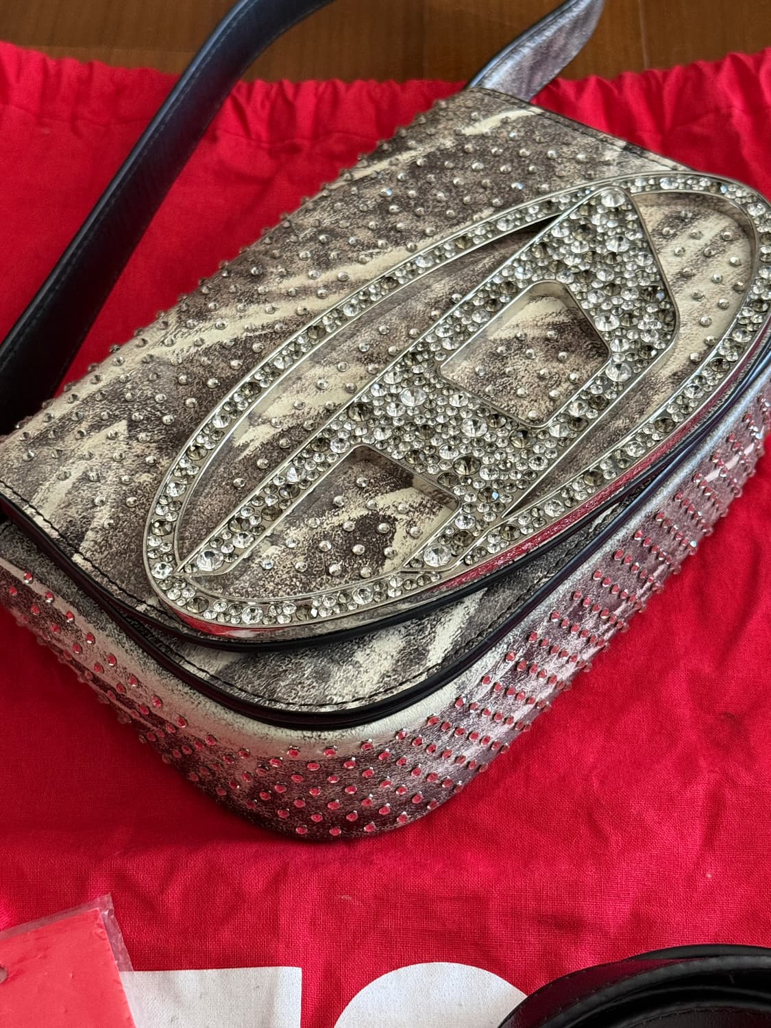 디젤 1DR Limited Edition 크리스탈 숄더백 상품이미지3