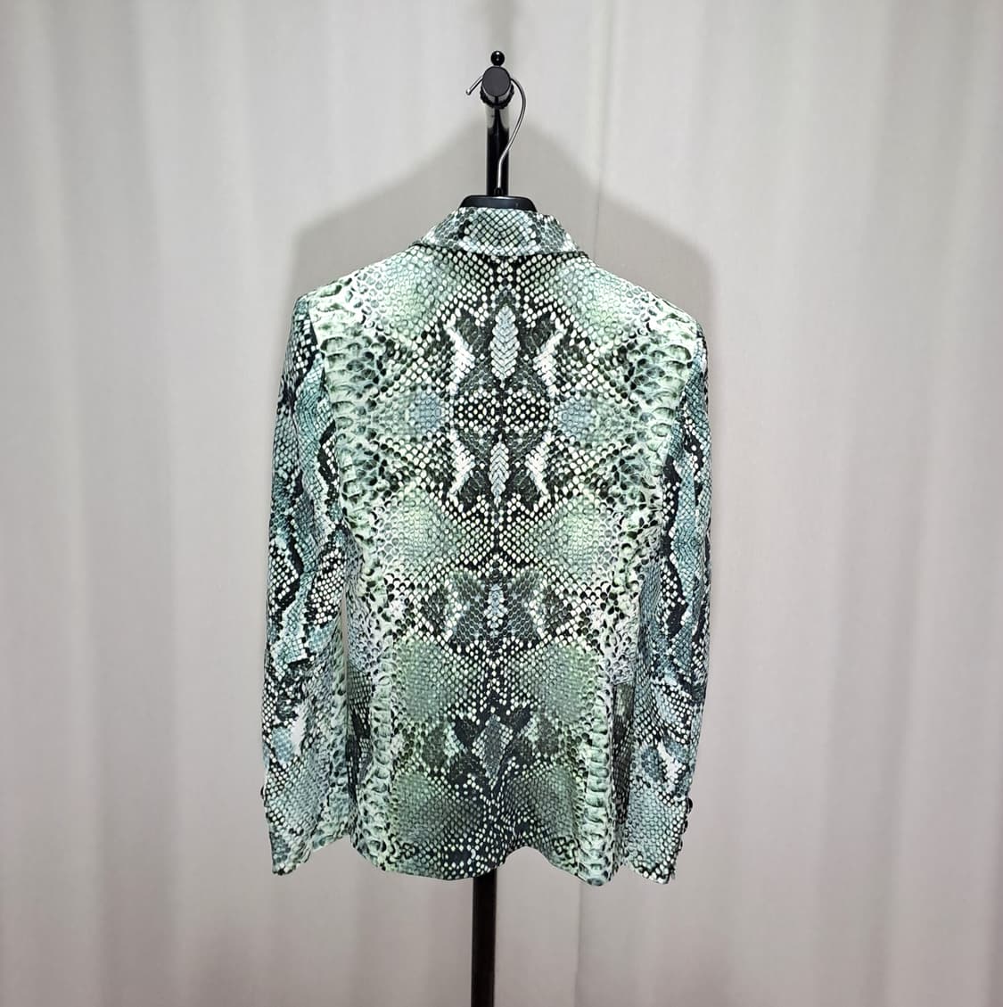 (택포) 피에르발망 스네이크 패턴 블레이저 34 B597 상품이미지5