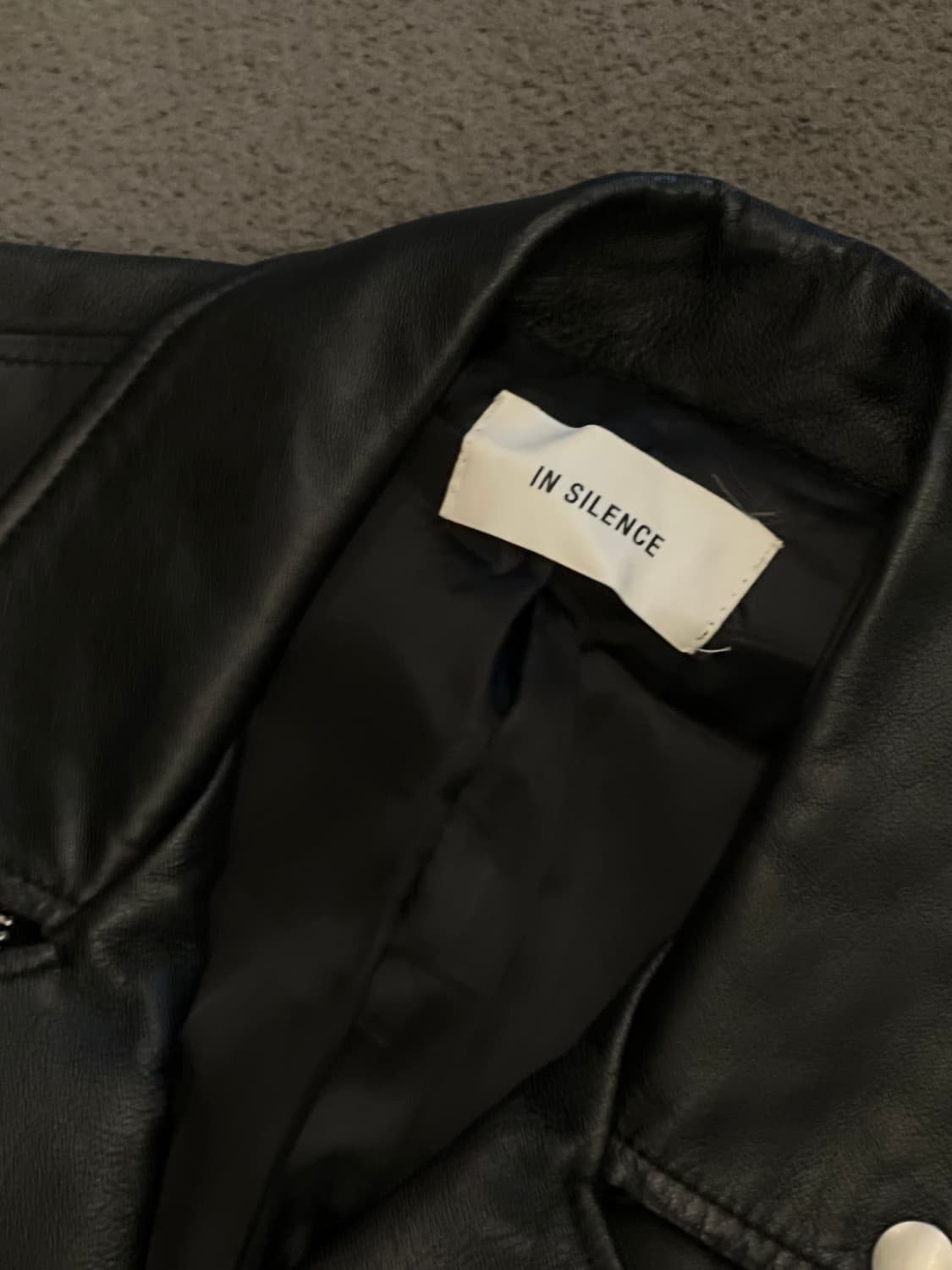 인사일런스 양가죽 라이더자켓 처분  상품이미지3