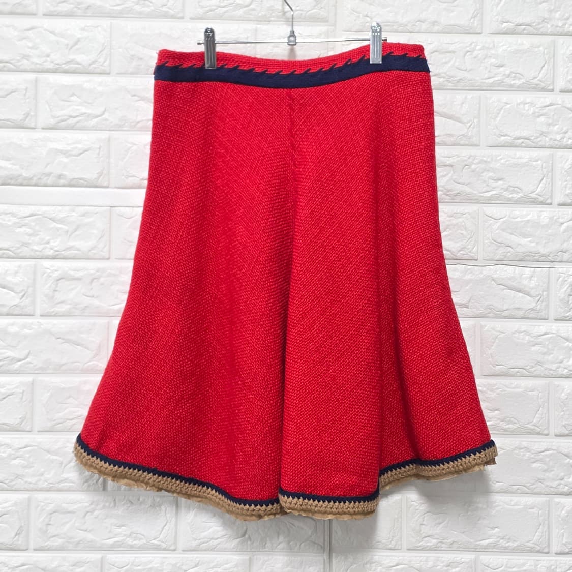 택포) 마인 MINE 레드 트위드 플레어 스커트 28인치 새상품 상품이미지4