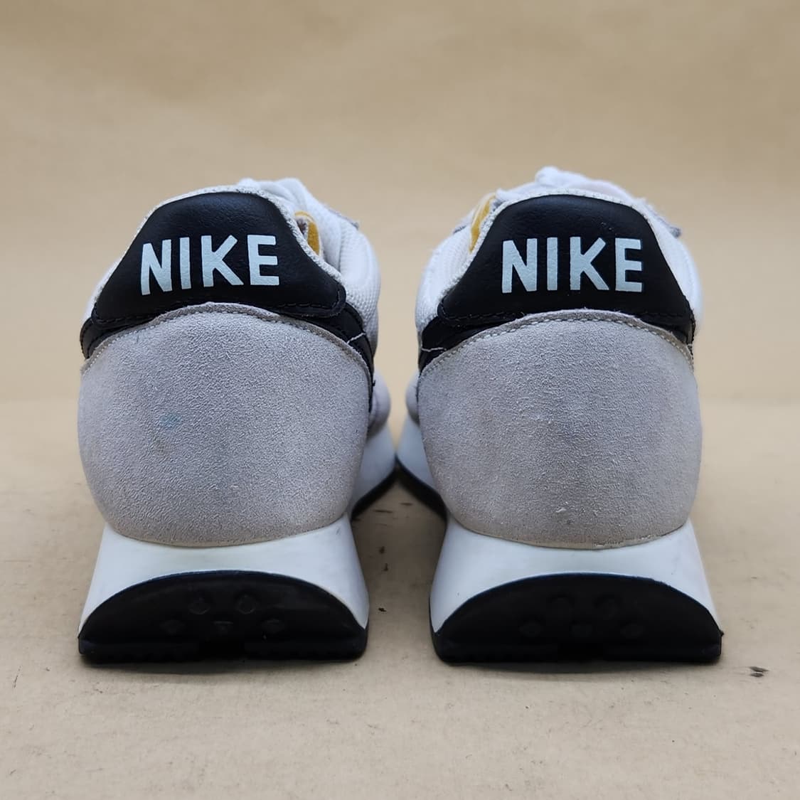 나이키 테일윈드79 여성운동화235 상품이미지4