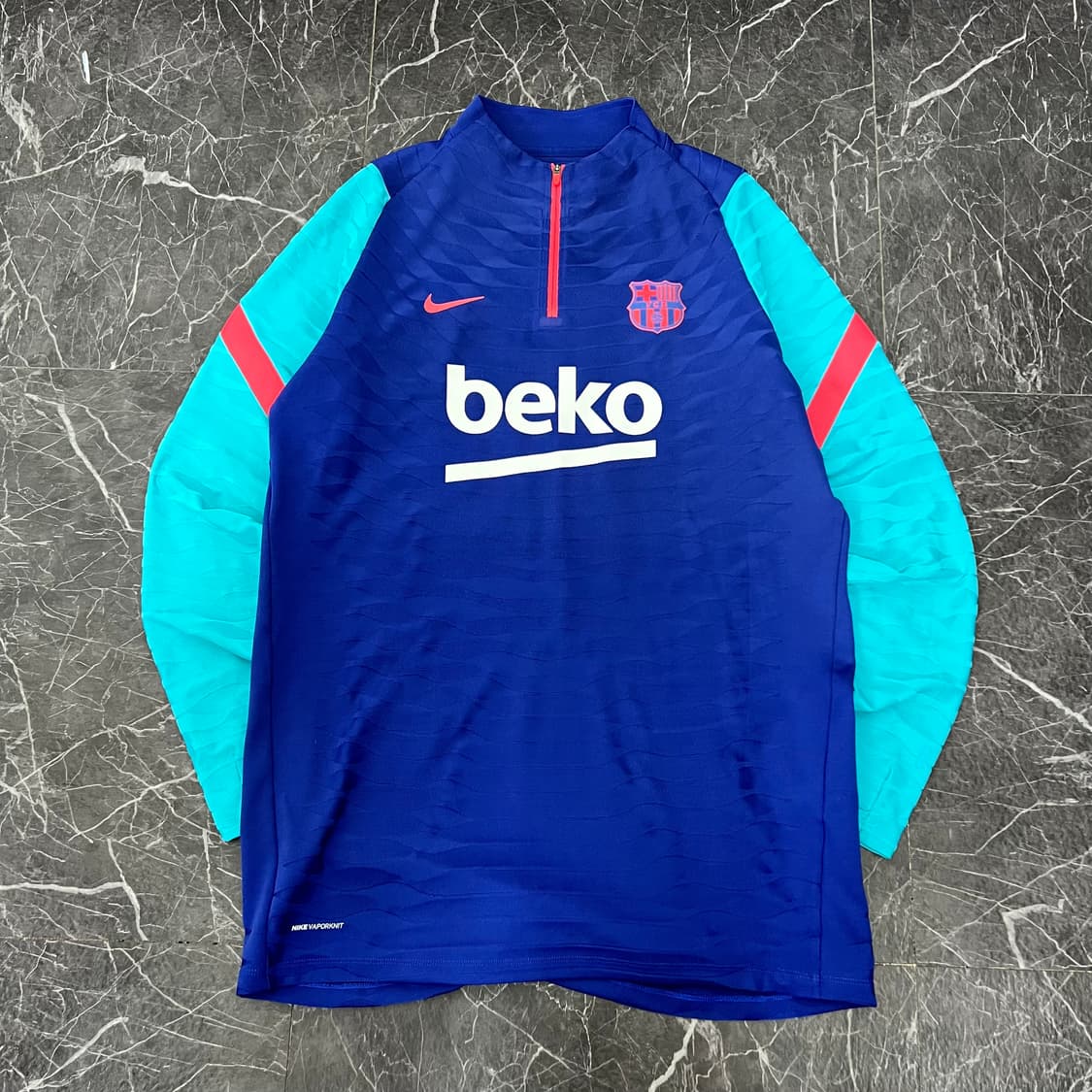 나이키 스우시 바르셀로나 베이퍼니트 스트라이크 드릴탑  상품이미지1