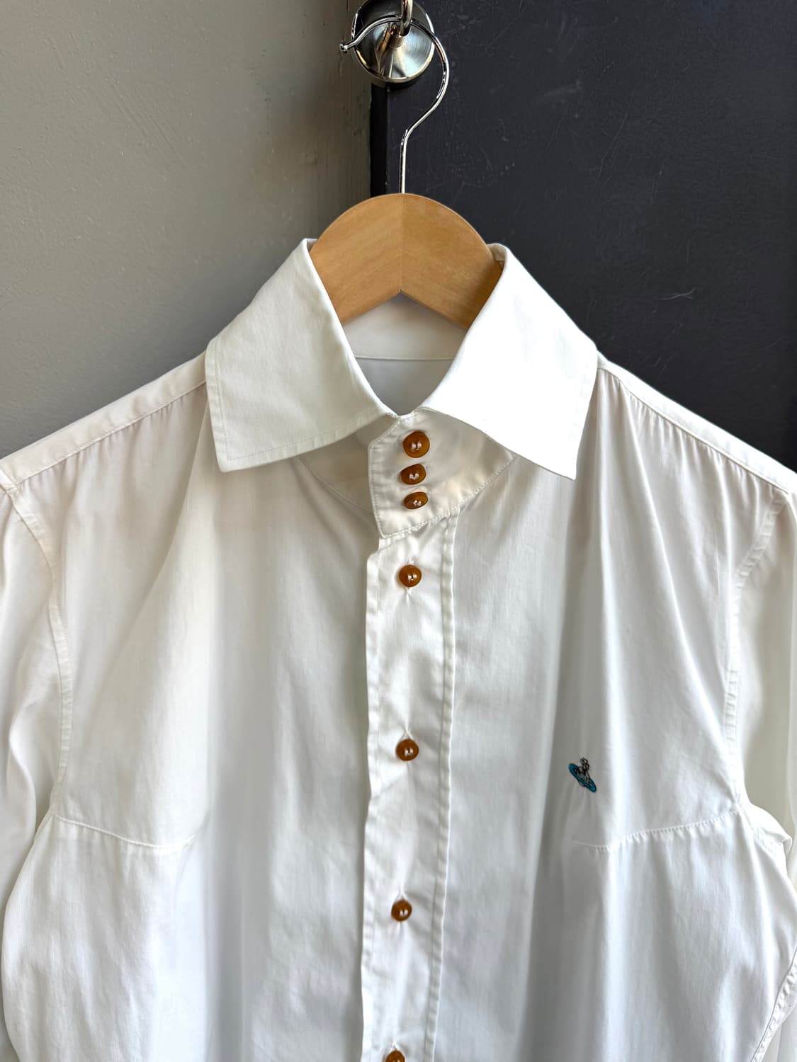 1/ 비비안웨스트우드 화이트 바이올린 셔츠 상품이미지3