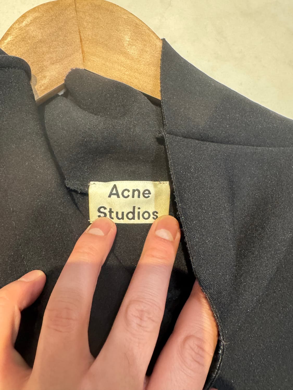 아크네 네오프렌 터틀넥 M 상품이미지2