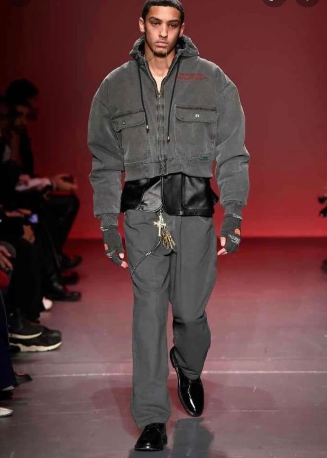 윌리차바리아 1/1 뉴욕 패션쇼 19f/w 데님항공자켓 상품이미지3