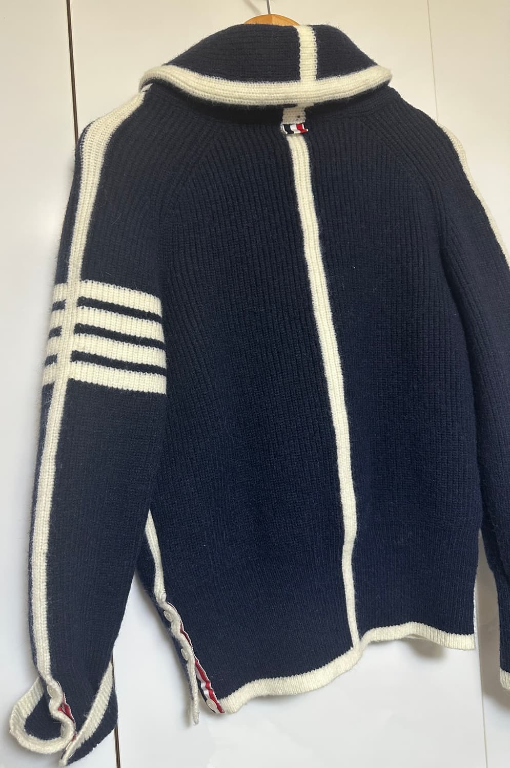 Thom Browne 네이비 후드 울가디건 정품 상품이미지6