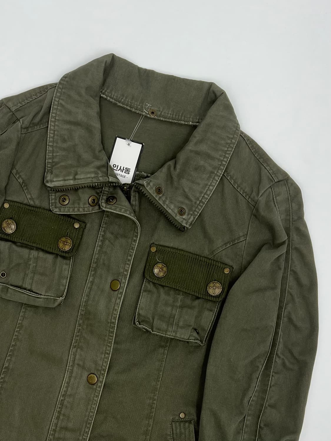 빈티지 버튼 디테일 필드자켓 상품이미지2