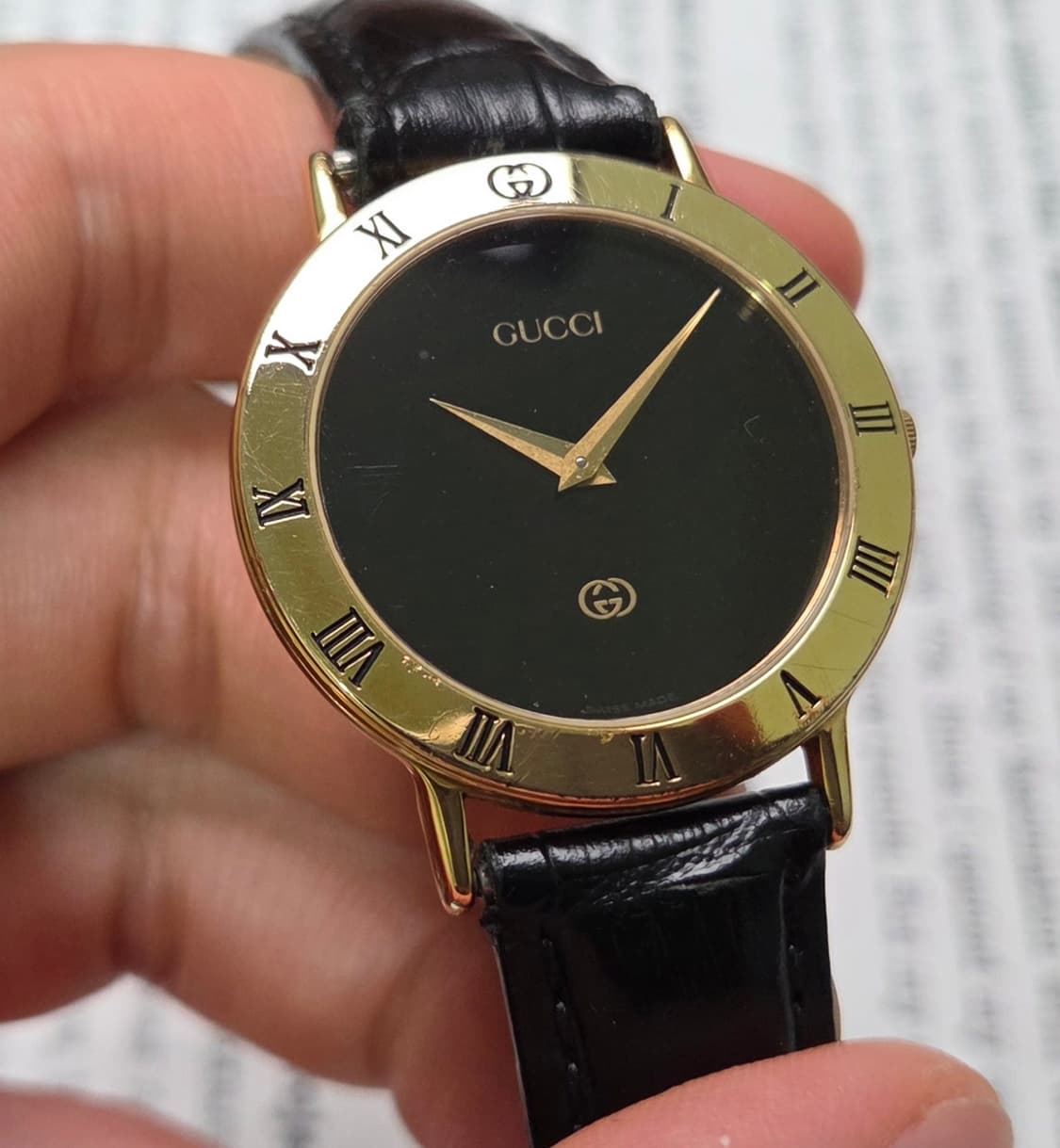 빈티지 구찌 클래식 3000M 오닉스블랙 칼침핸즈 로만베젤 쿼츠 상품이미지3