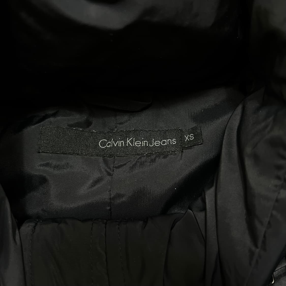 캘빈클라인 진스 여성 덕다운 후드 롱패딩 점퍼 [다크 네이비] XS/85 상품이미지4