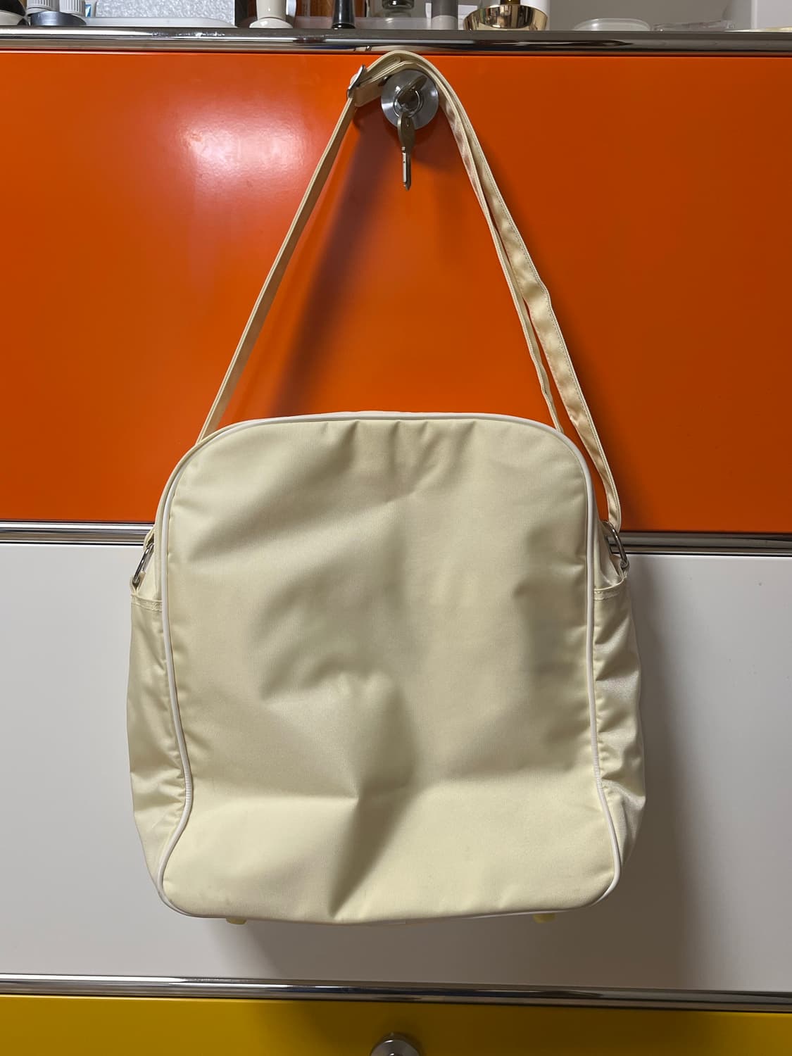 CDG 가방 화이트 상품이미지2