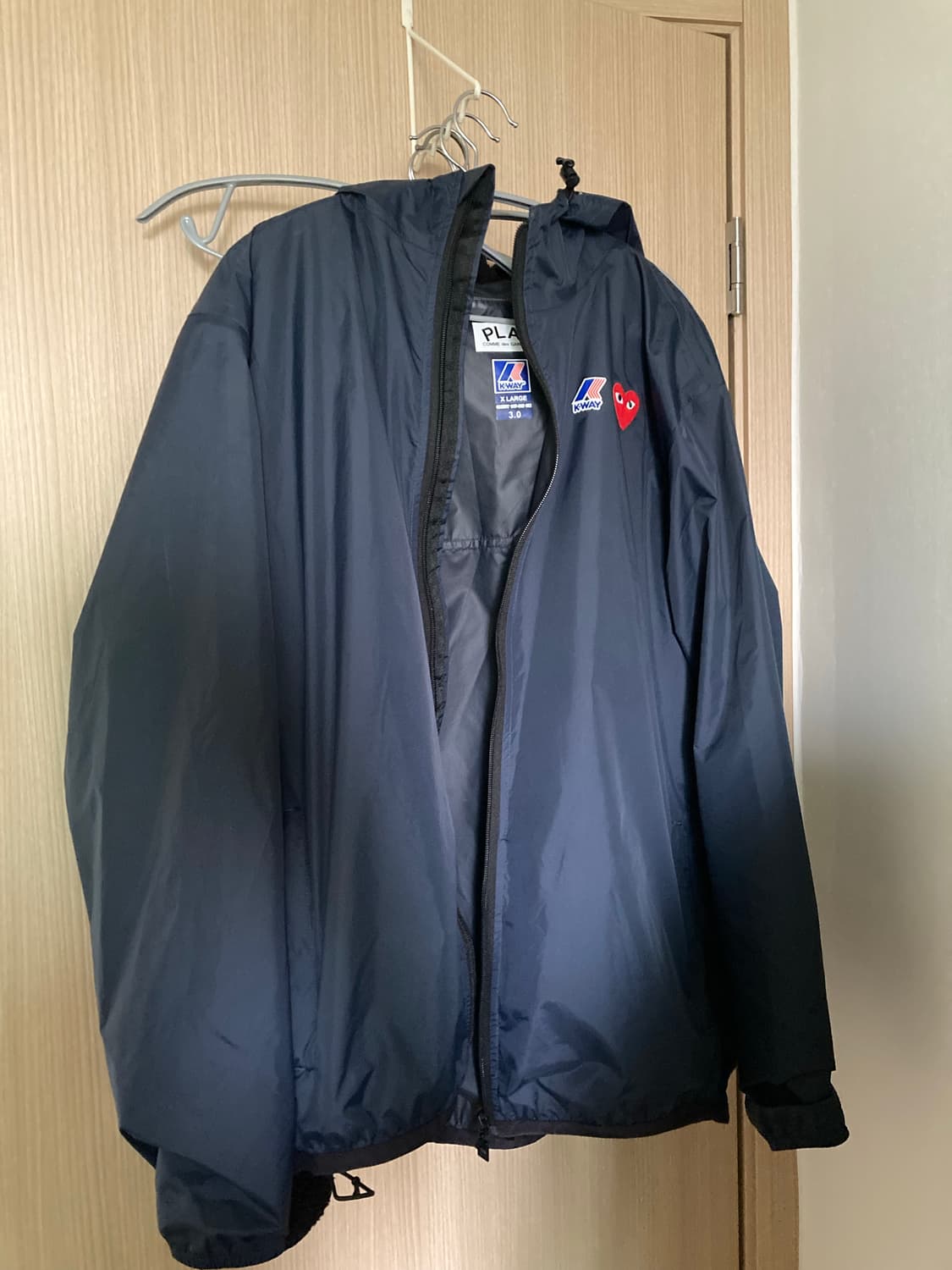 꼼데X까웨이 레인자켓 네이비 XL 상품이미지1