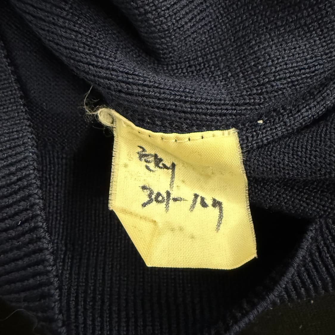 [정품/95] 입생로랑 네이비 니트 베스트 b14 상품이미지4