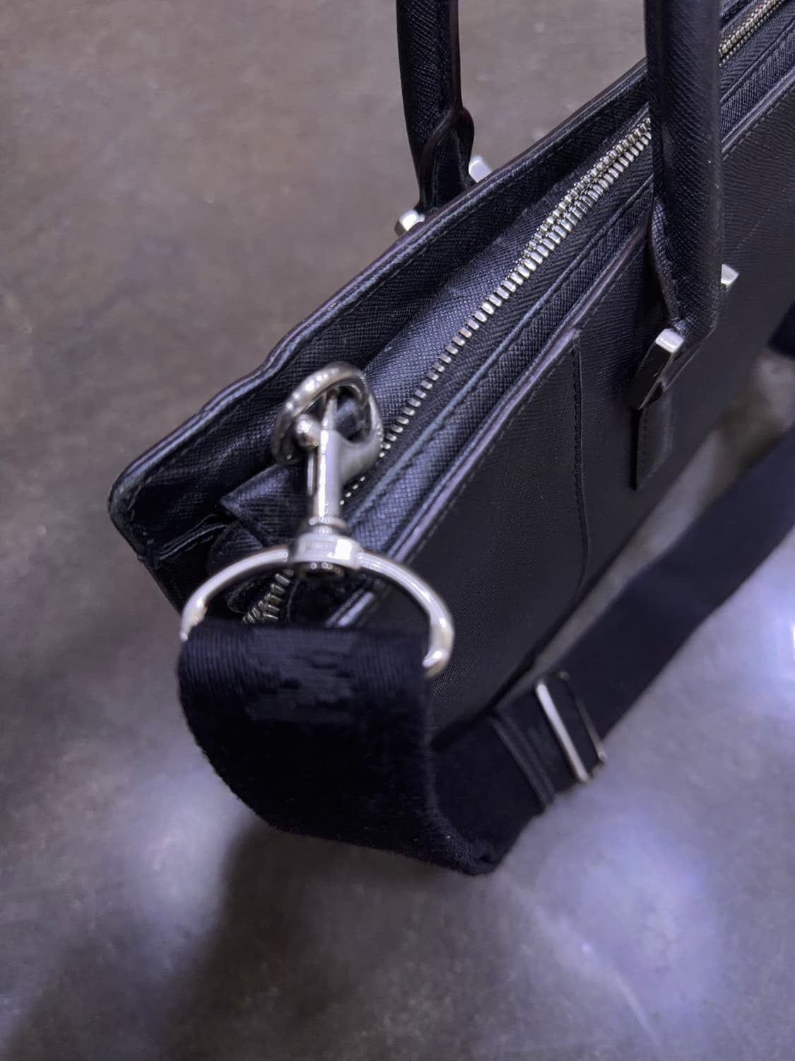 MCM 사피아노 브리프케이스 서류가방 크로스백 블랙 상품이미지6