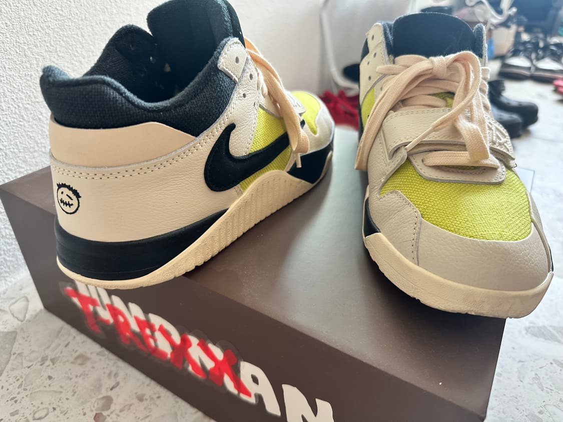 나이키 조던 트레비스 스캇 점프맨 잭 TR 브라이트 캑터스 상품이미지3