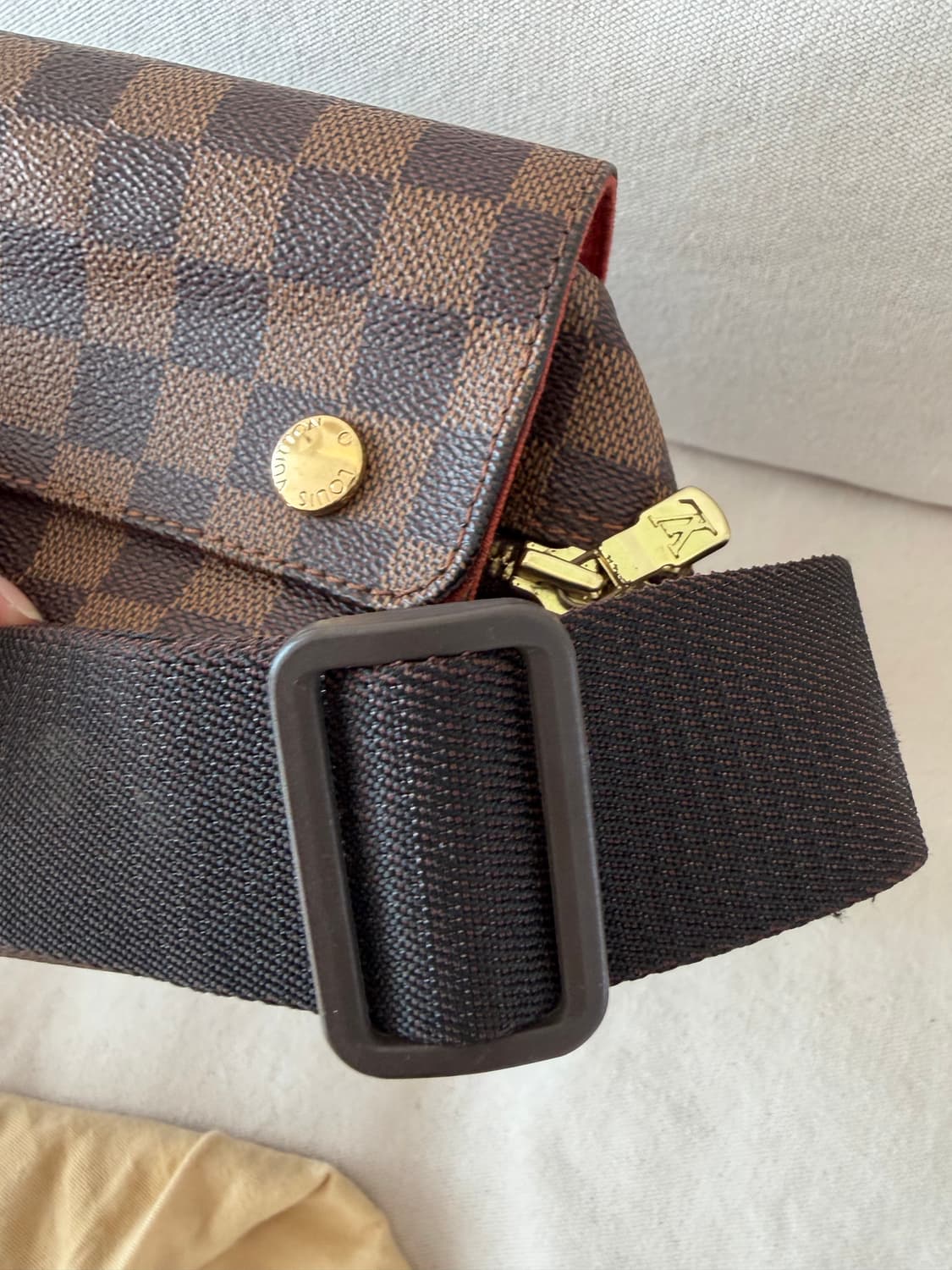 루이비통 다미에 에벤 나비글리오 메신저백 상품이미지10