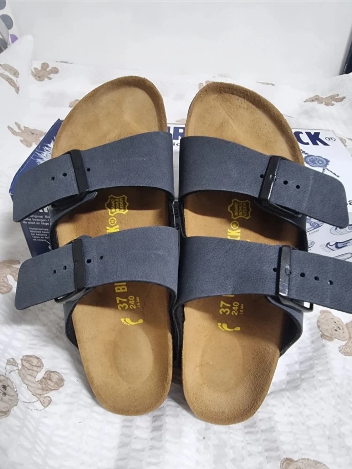 버켄스탁 아리조나 바잘트 연탄색 240 내로우(좁은발볼) 새제품 상품이미지3