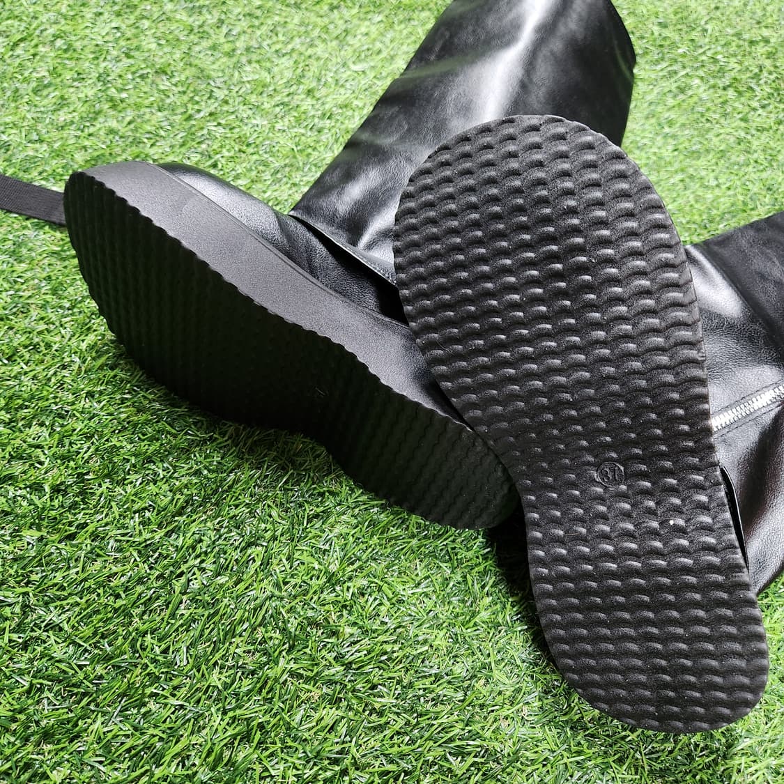 플랫폼굽 버클 미들부츠 37 | 시크블랙 유광 레더핏  새상품 상품이미지4