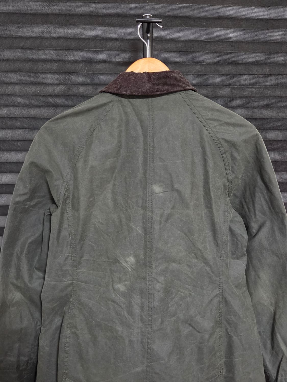 (정품) [바버] 비드넬 왁스 자켓 | 00110 상품이미지7