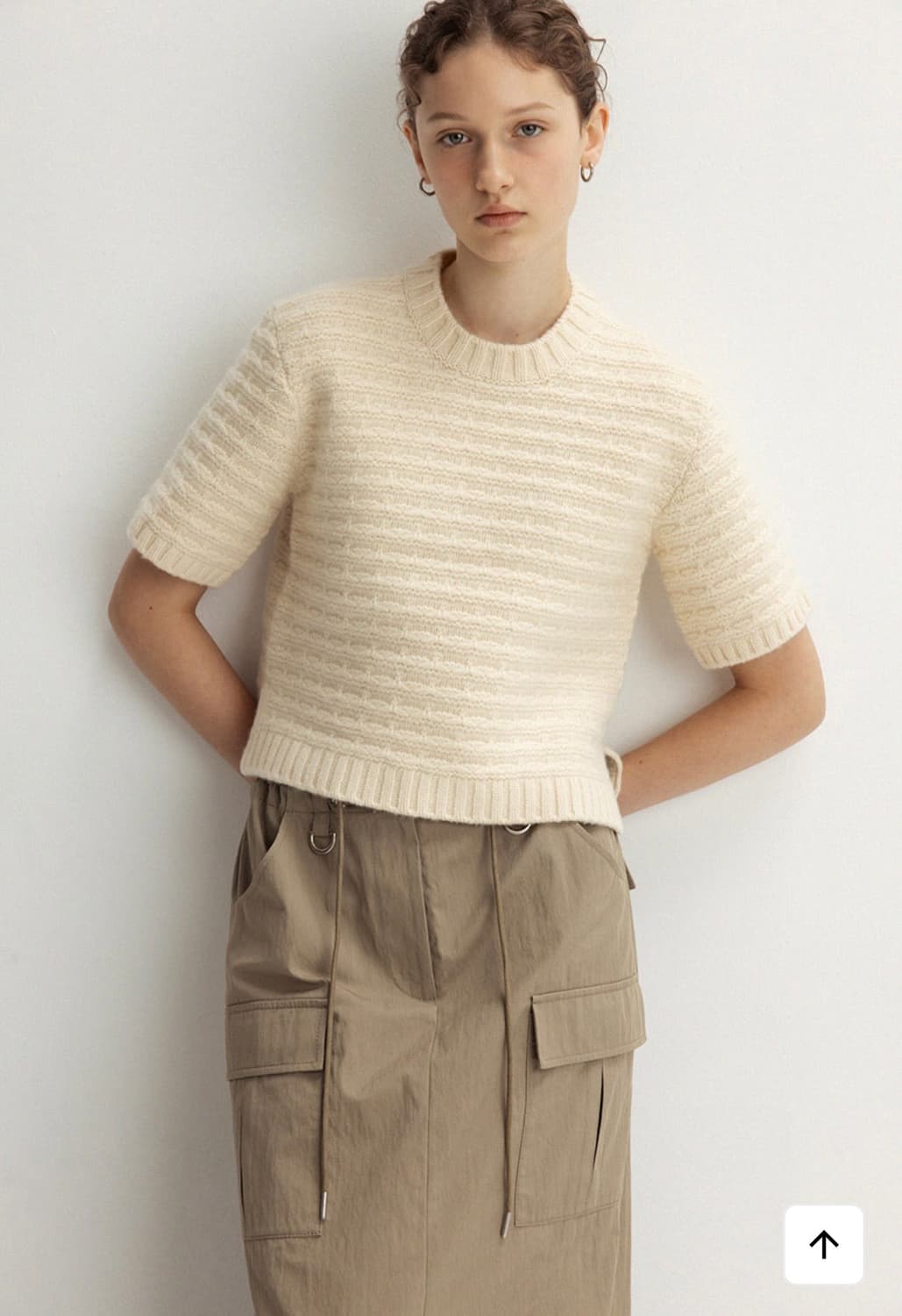 le 르 텍스쳐드 니트 숏 슬리브 버터크림 상품이미지1