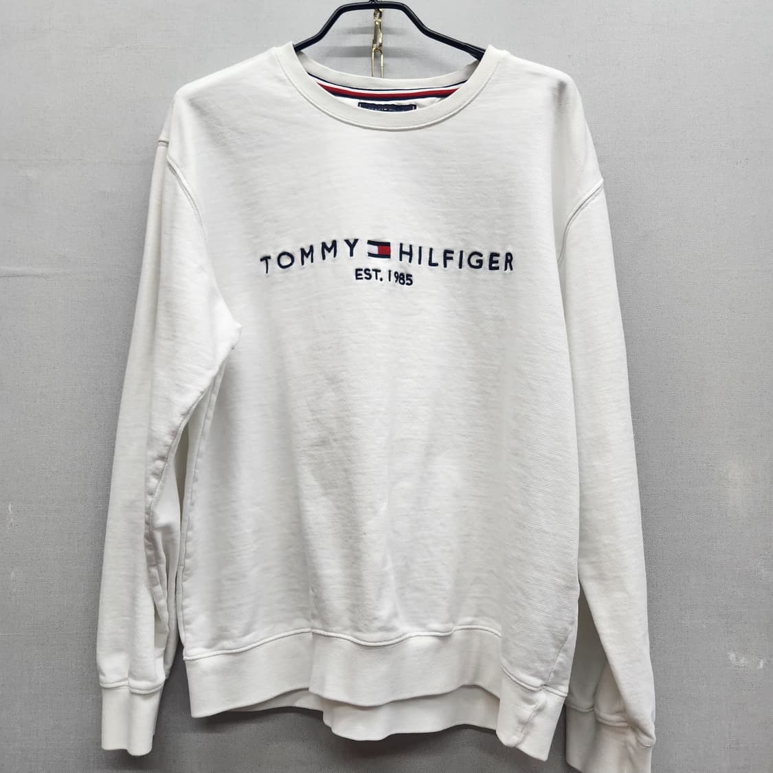 타미힐피거 빅로고 자수 맨투맨 M(L) 상품이미지1