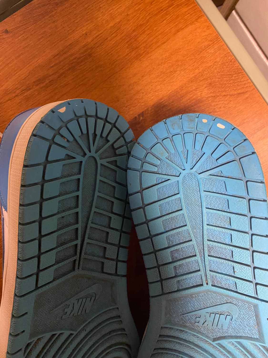 나이키 조던1 sb unc 상품이미지4