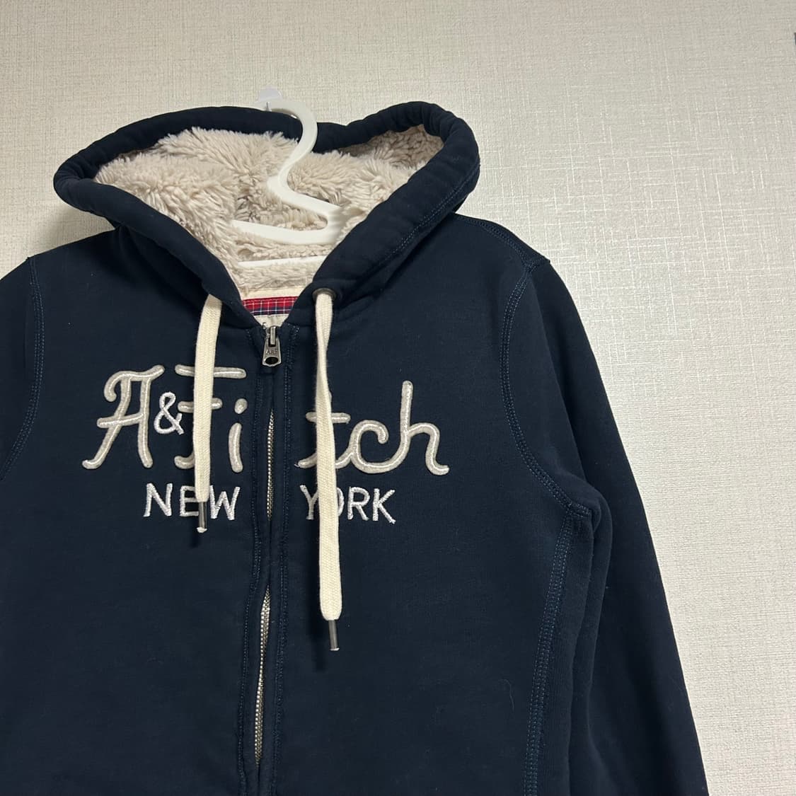 아베크롬비 y2k 양털 후드집업 네이비 S 상품이미지5