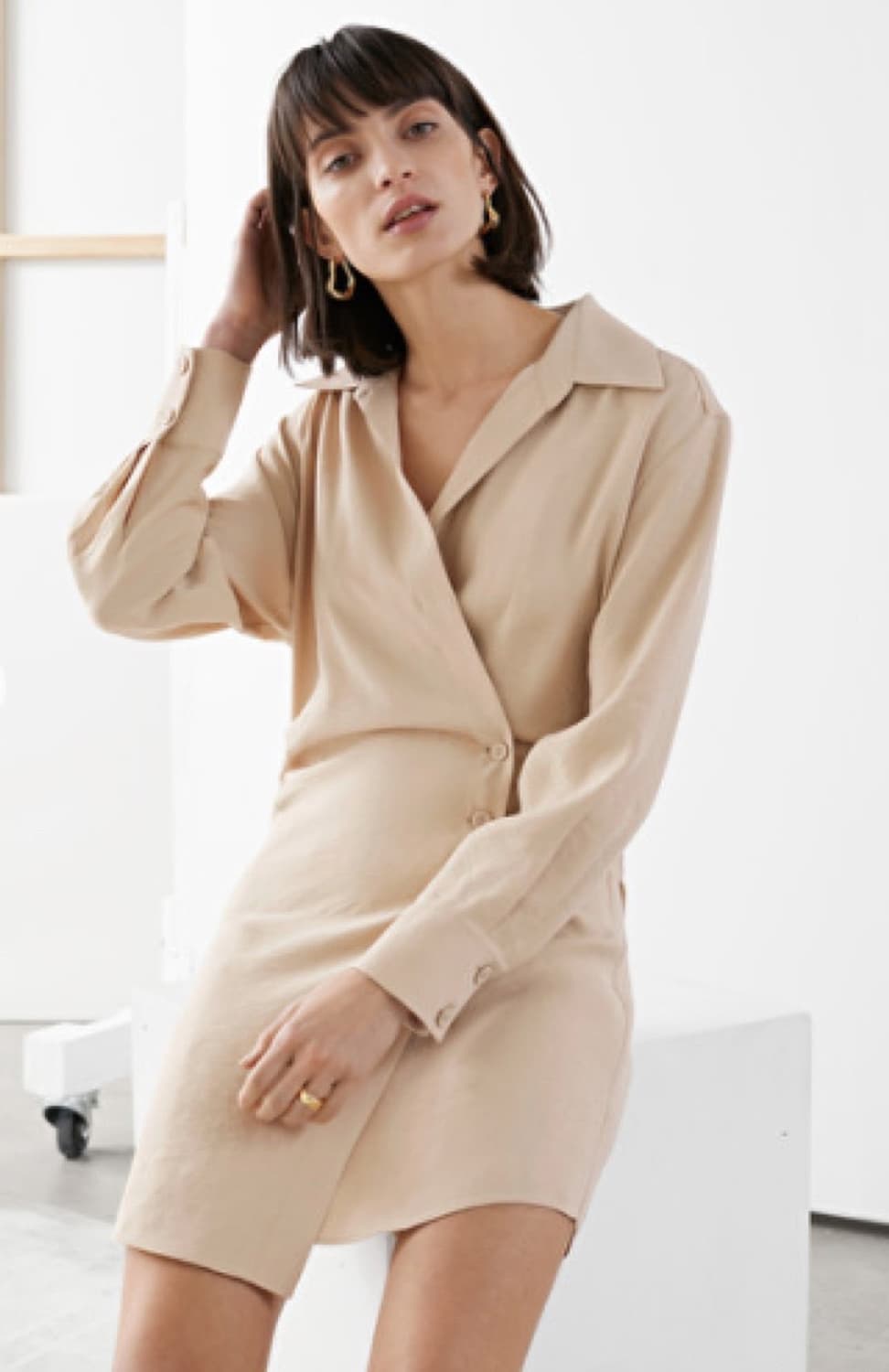 앤아더스토리즈 셔츠형 원피스 베이지 34사이즈 상품이미지3