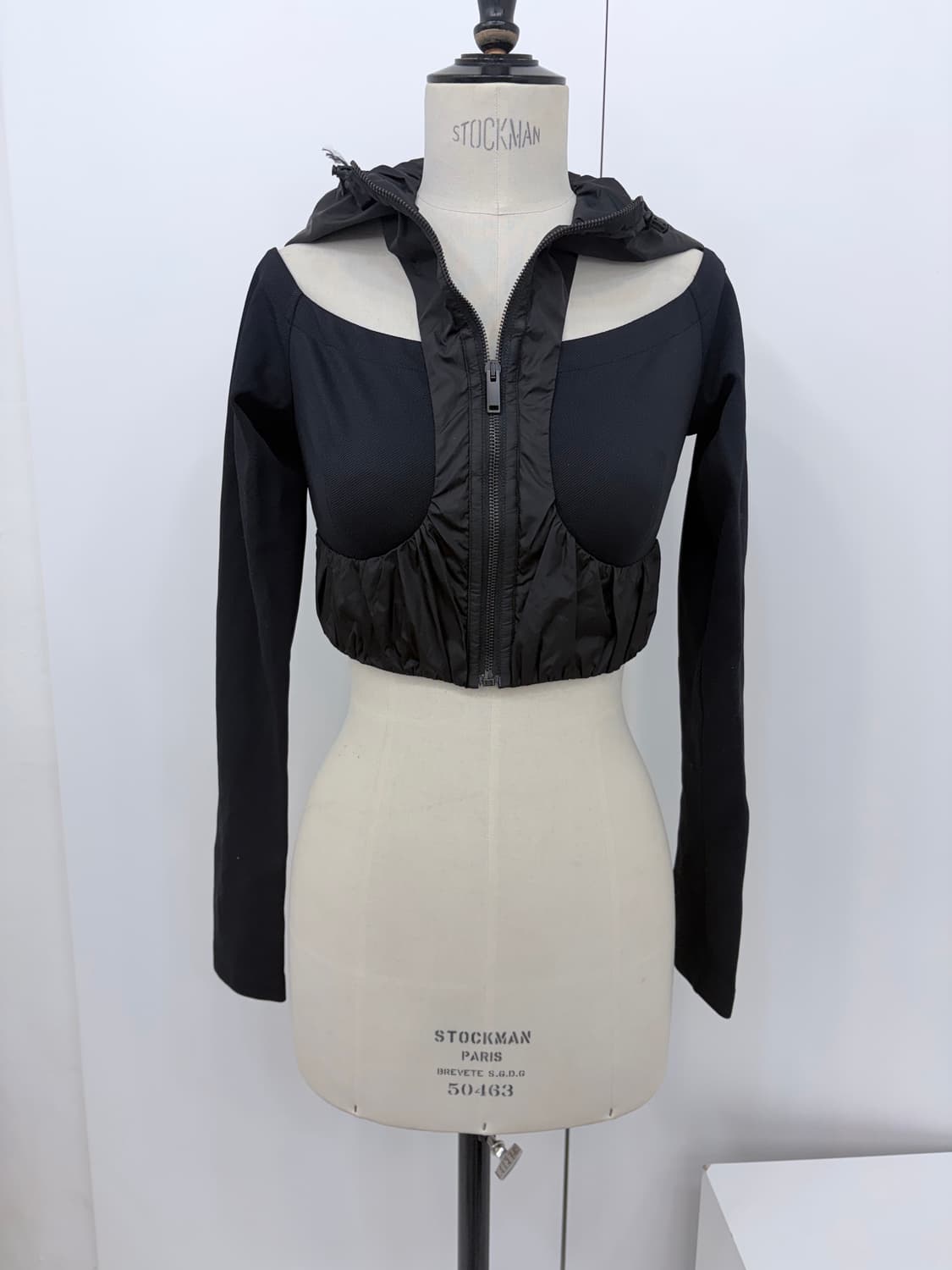 노카오이 컷아웃 크롭자켓  상품이미지5