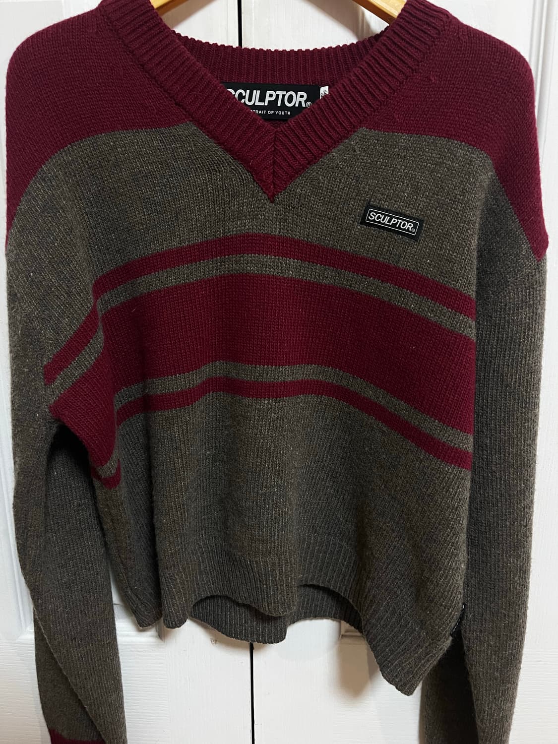 스컬프터 v넥 니트 상품이미지2