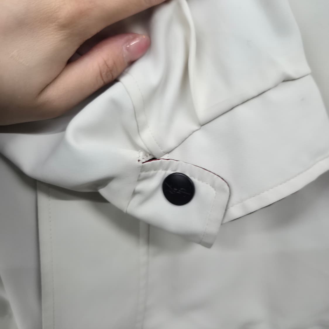 입생로랑 아이보리 앤 레드 리버시블 폴리쉘 자켓 남성 M 상품이미지4