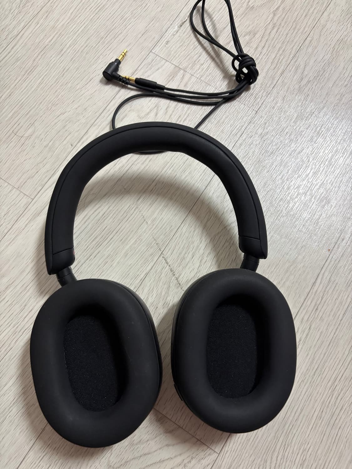 소니 WH-1000XM5 블랙 헤드폰 상품이미지2