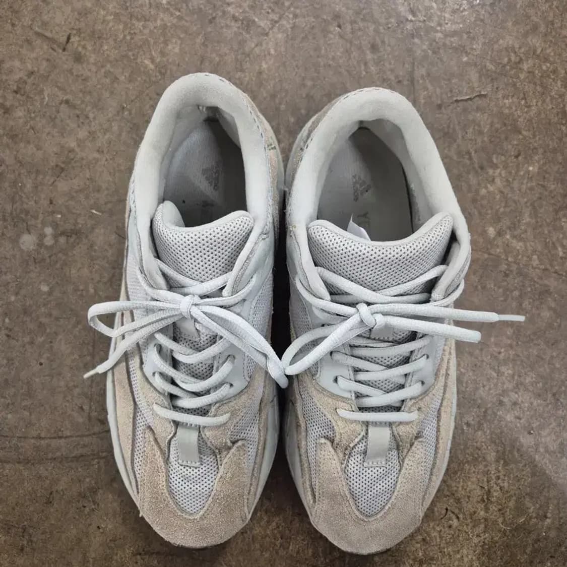 아디다스 이지 700 270 상품이미지2