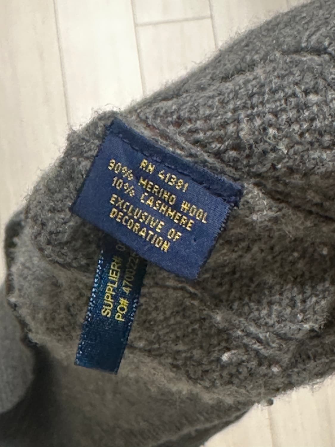 폴로 v 넥 니트 상품이미지2