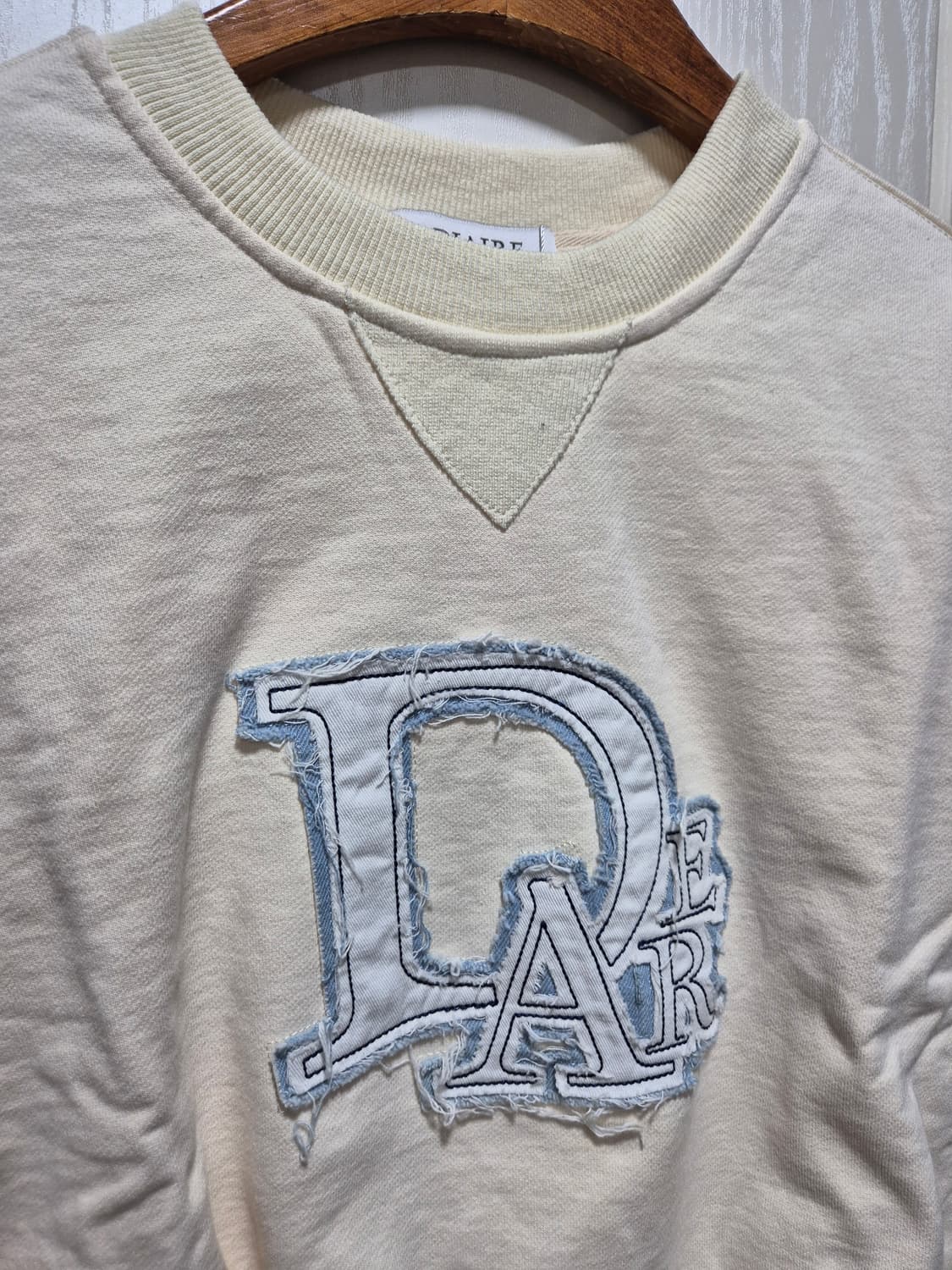 (세일)(새상품)DIAIRE 디아에르 아이보리 맨투맨 상품이미지3