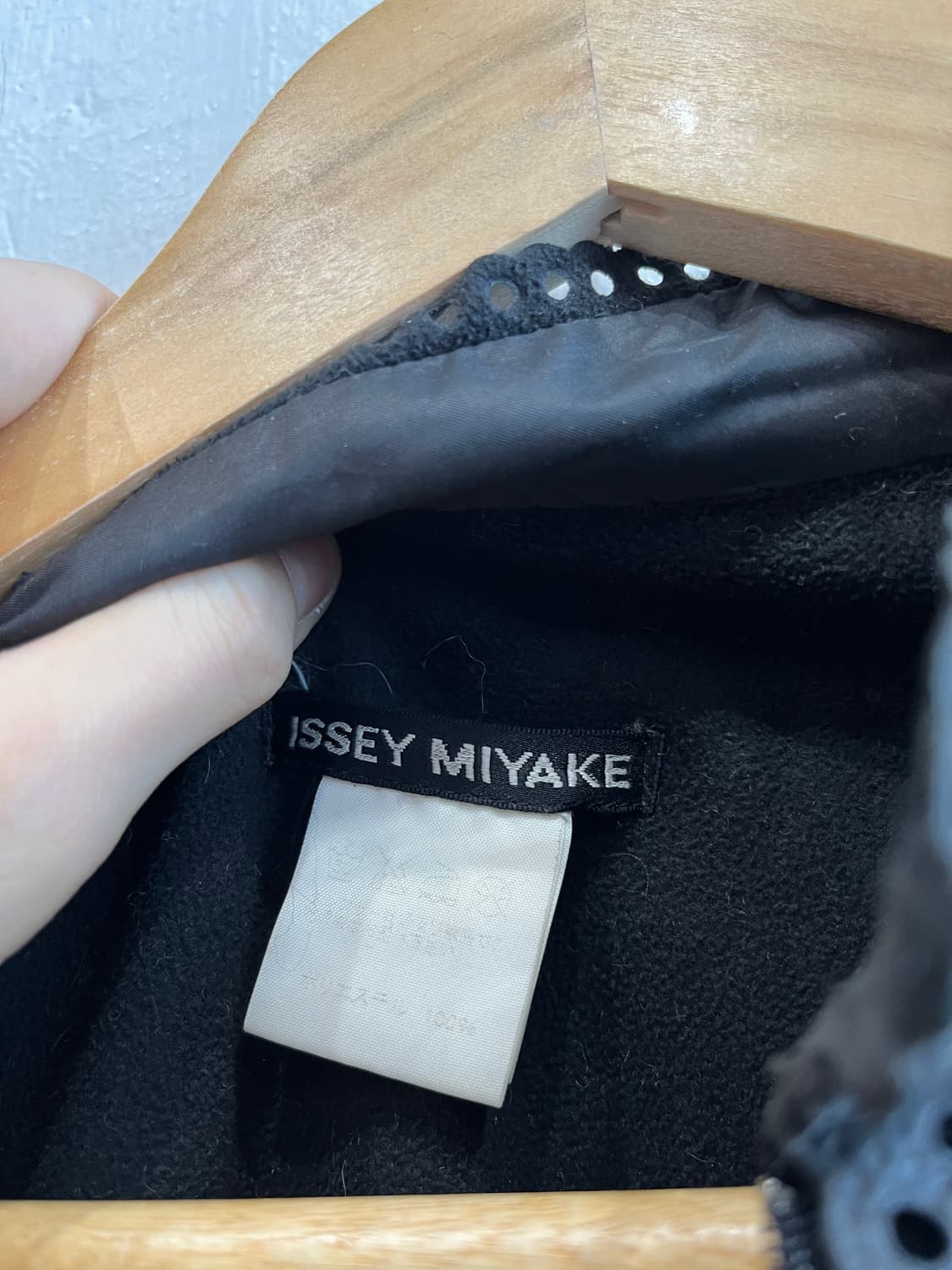 이세이미야케 폴리 레이저 컷 집업 자켓 상품이미지9