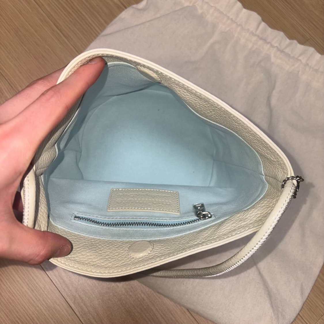 1회 착용) 미닛뮤트 토보백 아이보리 상품이미지3