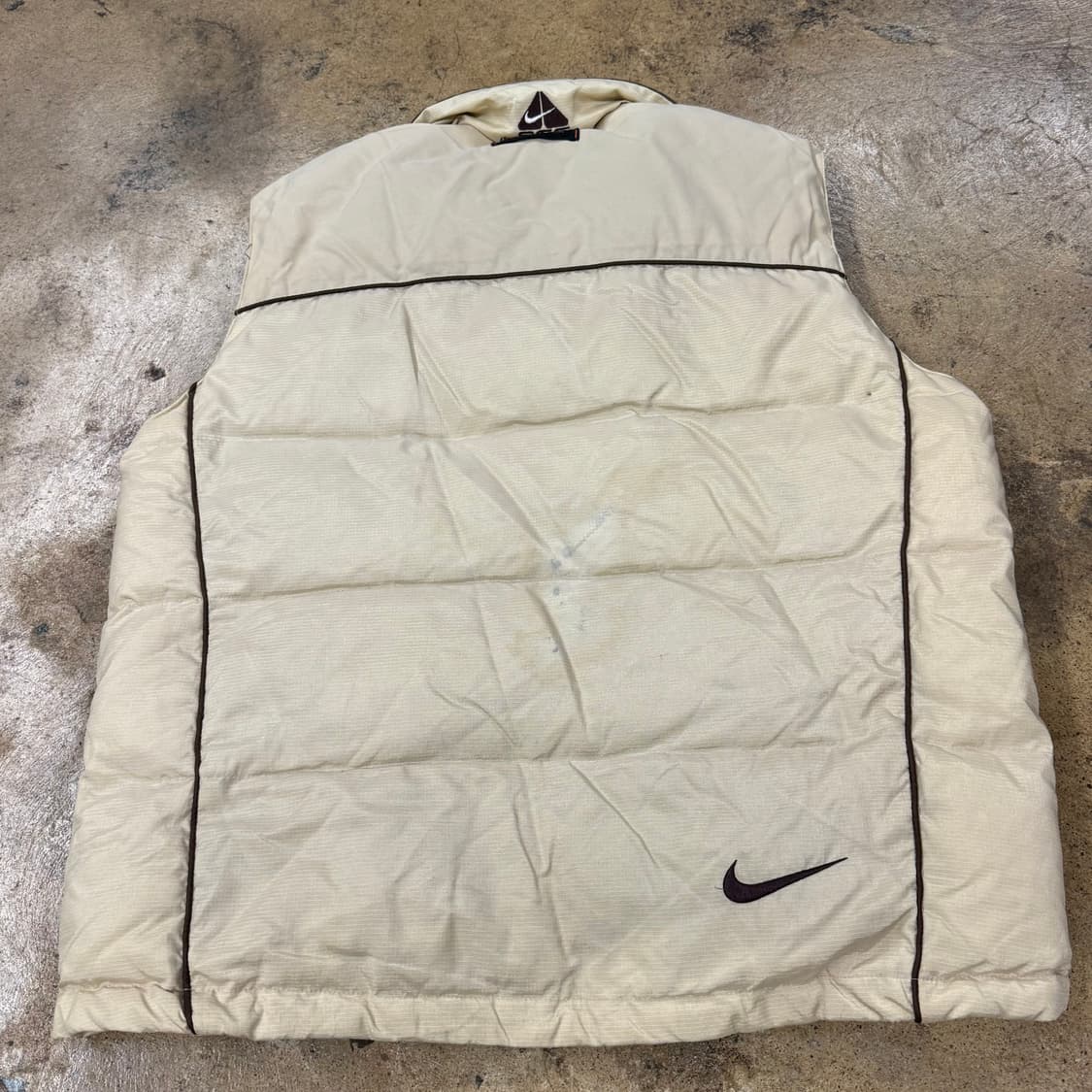 나이키 베이지 패딩 조끼  상품이미지3