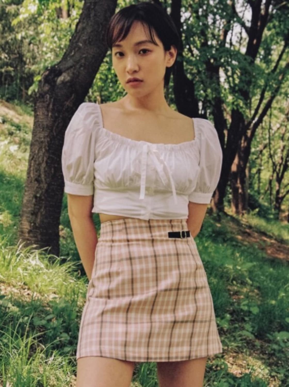 [민주착용] 낫유어로즈 스퀘어 크롭 탑 상품이미지3