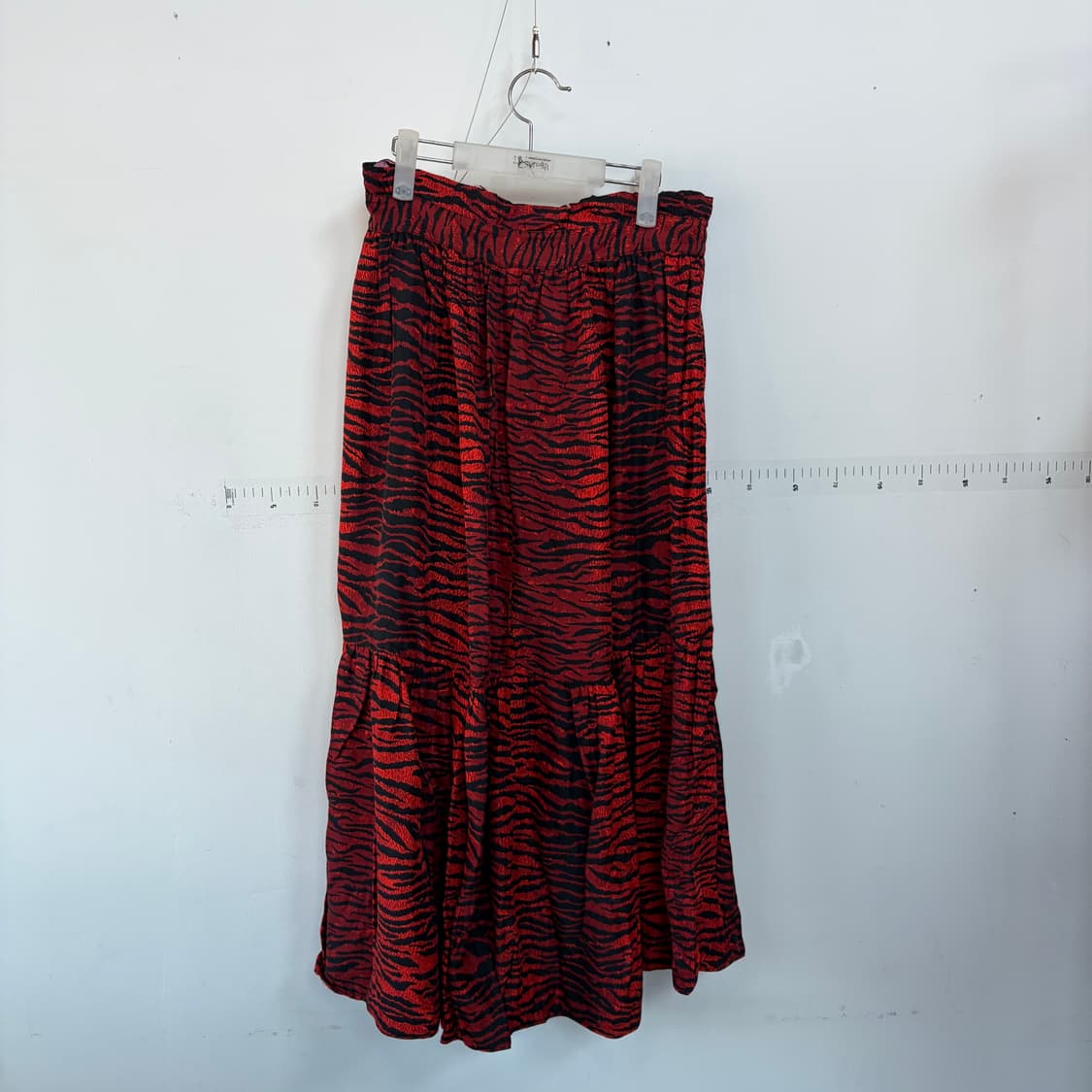 겐죠xH&M 레드 호피 롱 랩 스커트 상품이미지3