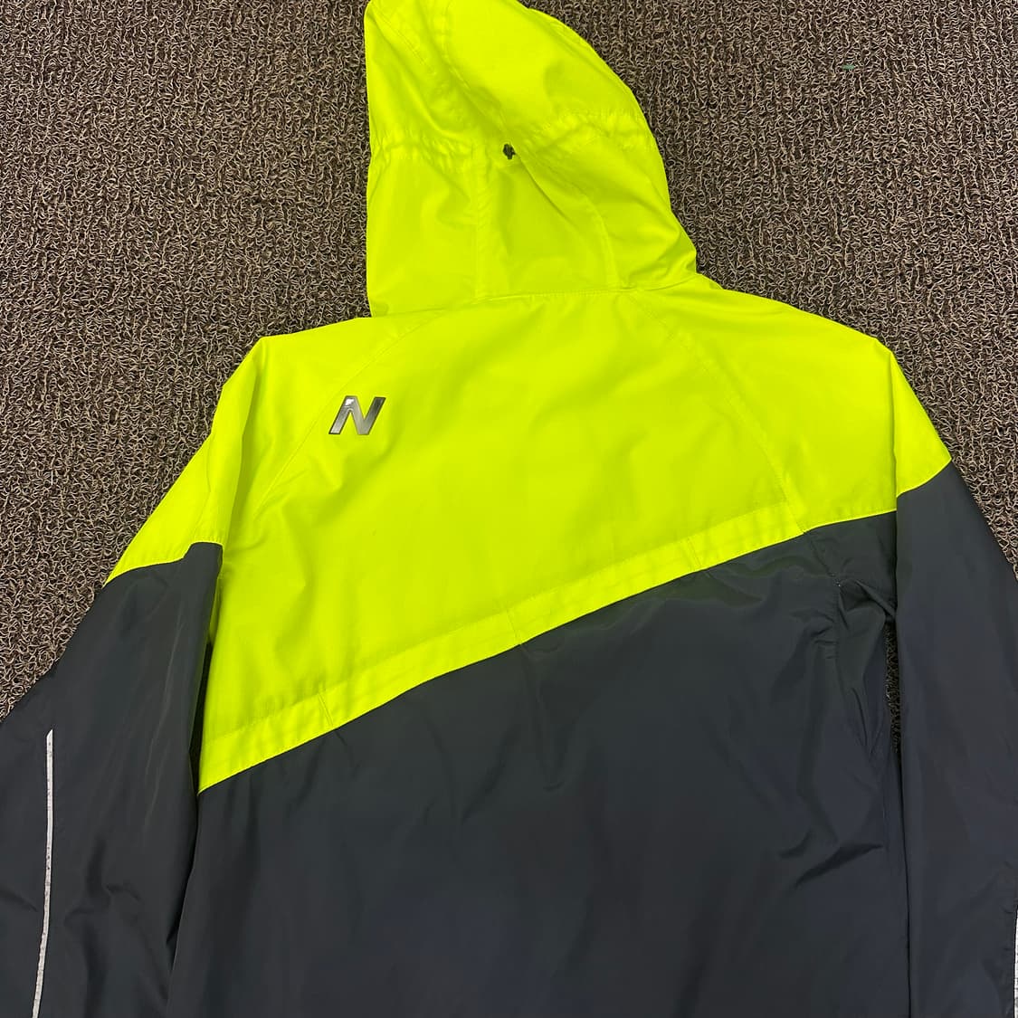 뉴발란스 형광 바람막이 자켓 운동복 M 상품이미지6