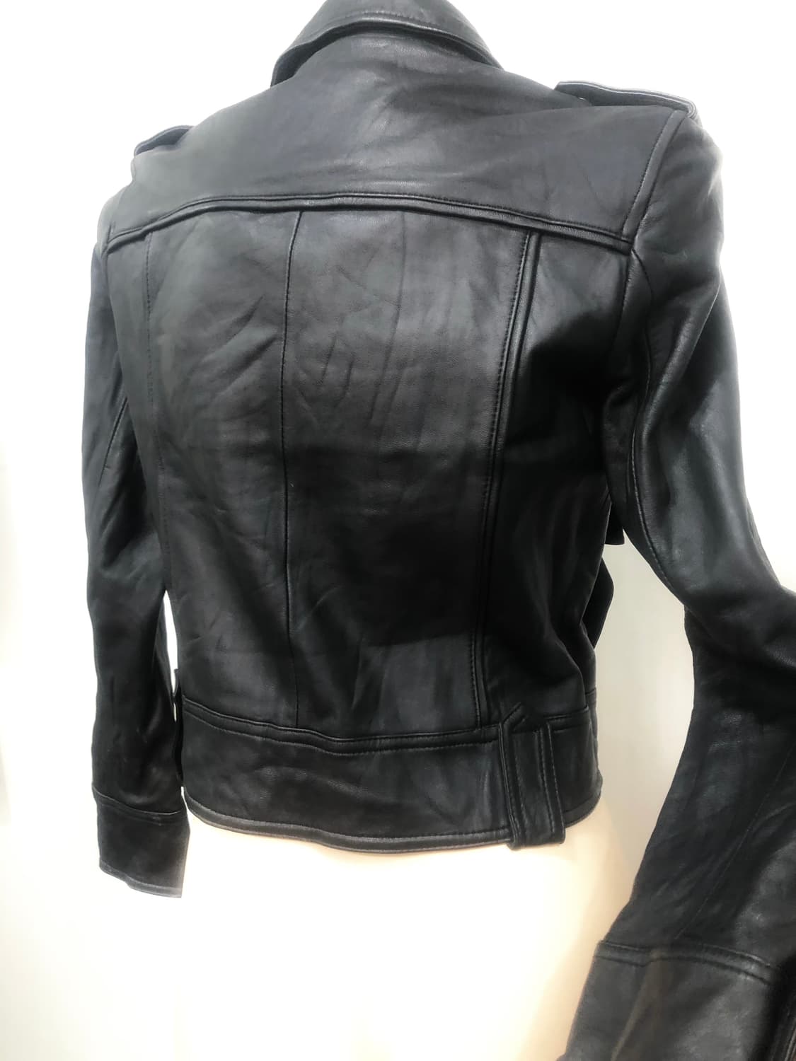 black lambskin button leather jacket 상품이미지5